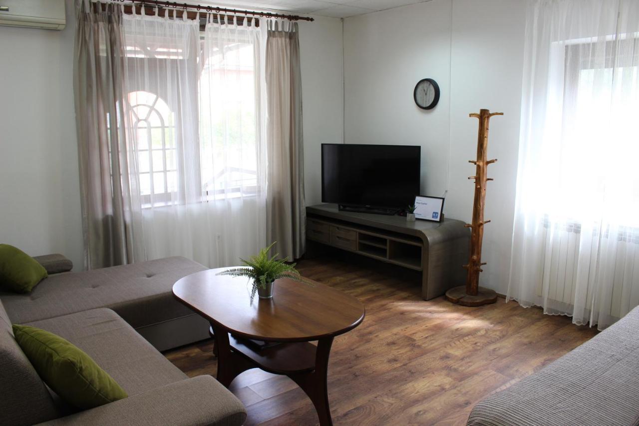 Apartamento West Capital - Free Private Parking Zagreb Exterior foto